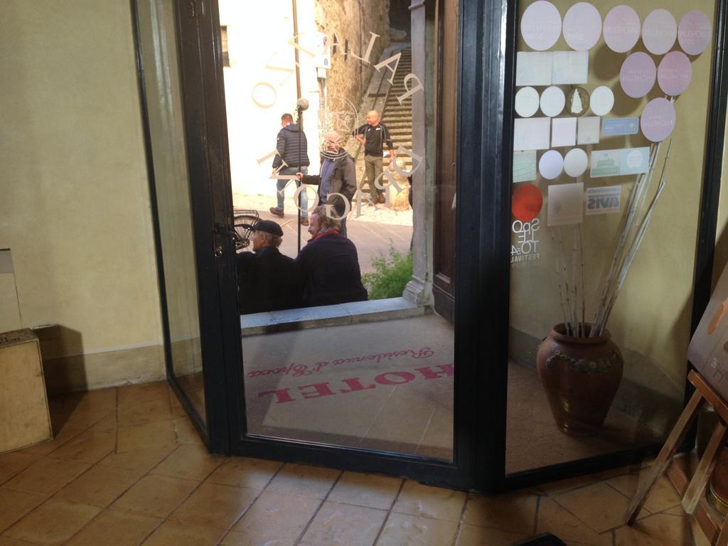 Hotel Palazzo Dragoni Spoleto Exterior foto